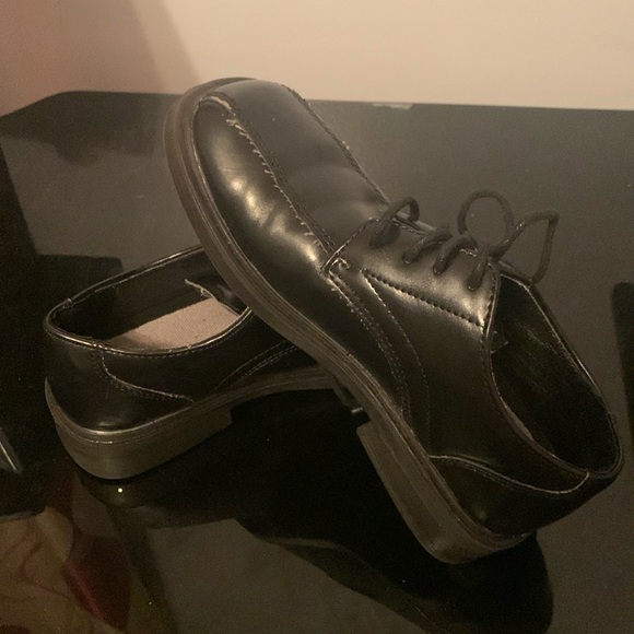 Toddler boys black dress shoe - Picture 1 of 3